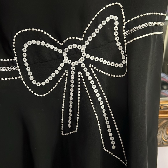 Black Trumpet Skirt with White Decorative Stitching and Sequins - Picture 3 of 6